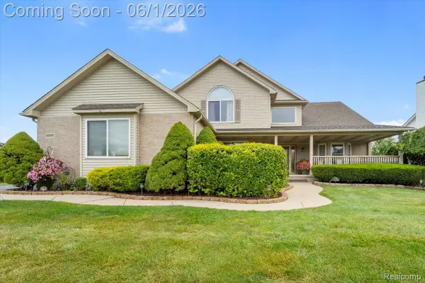 25587 Winding Creek Drive, NewBoston, MI 48164