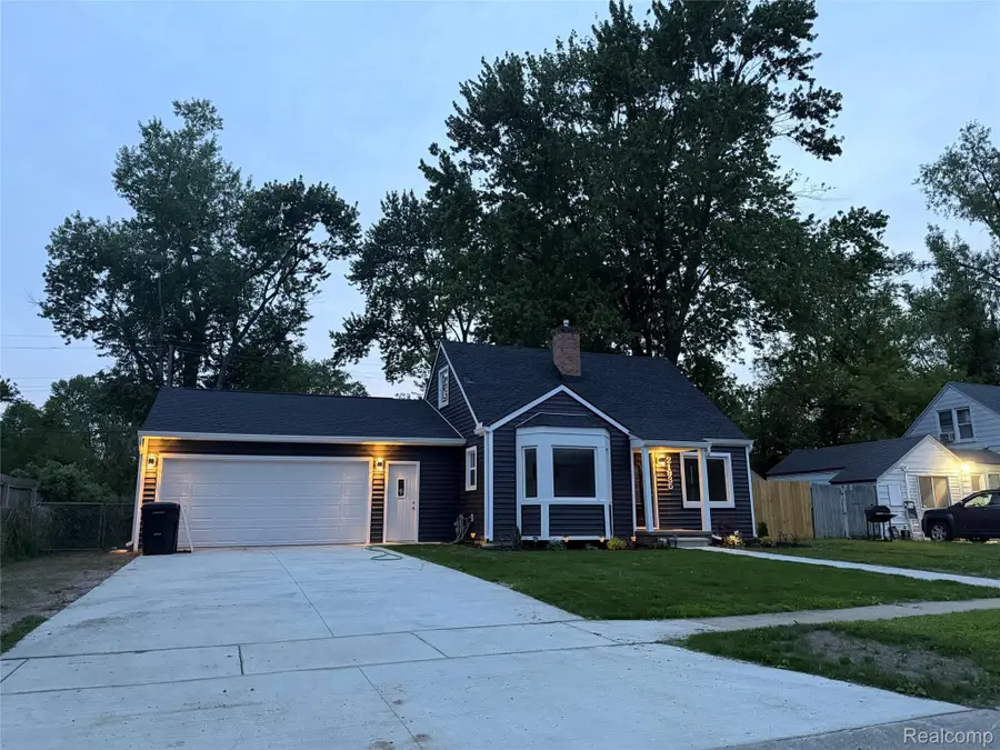 21935 Tulane Avenue, Farmington, MI 48336 - #3