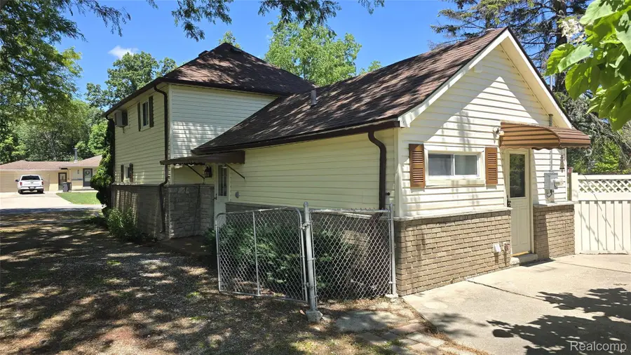 7993 Church Road, Grosse Ile, MI 48138 - #3