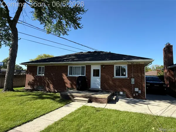 22306 Rosedale Street, StClairShores, MI 48080