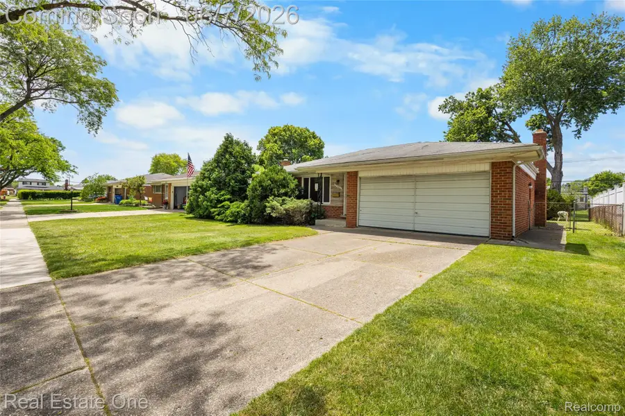 29903 Blossom Lane, Warren, MI 48088 - #2