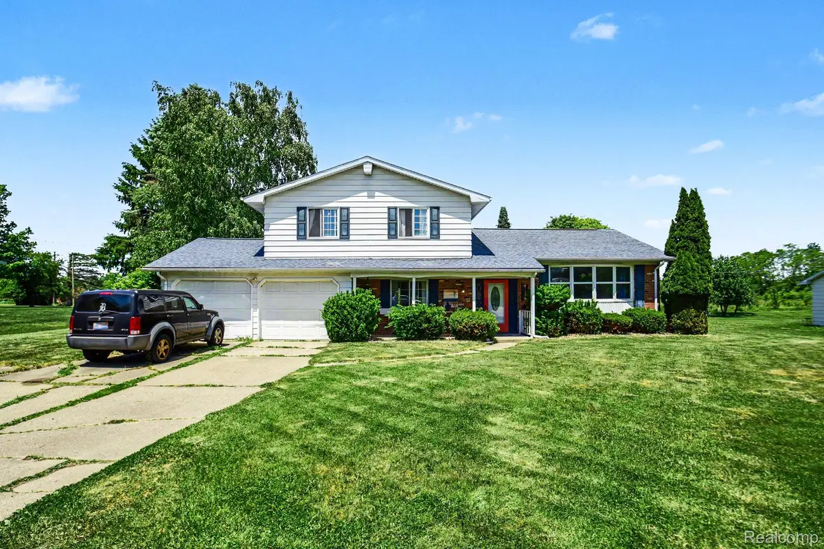 6156 Trenton Drive, Flint, MI 48532 - #1