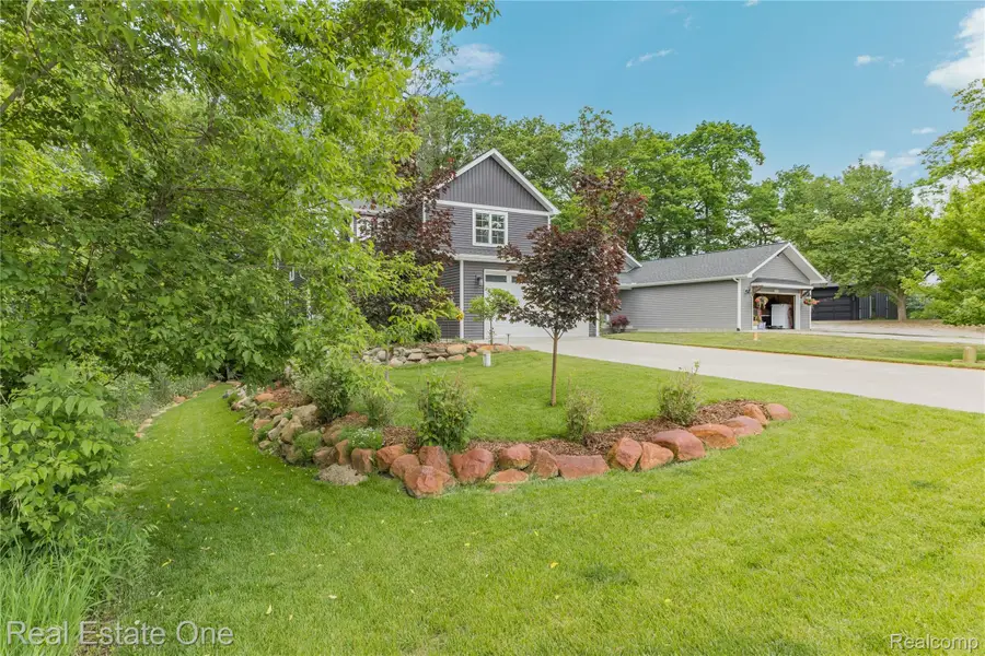 3259 Rush Lake Road, Pinckney, MI 48169 - #2