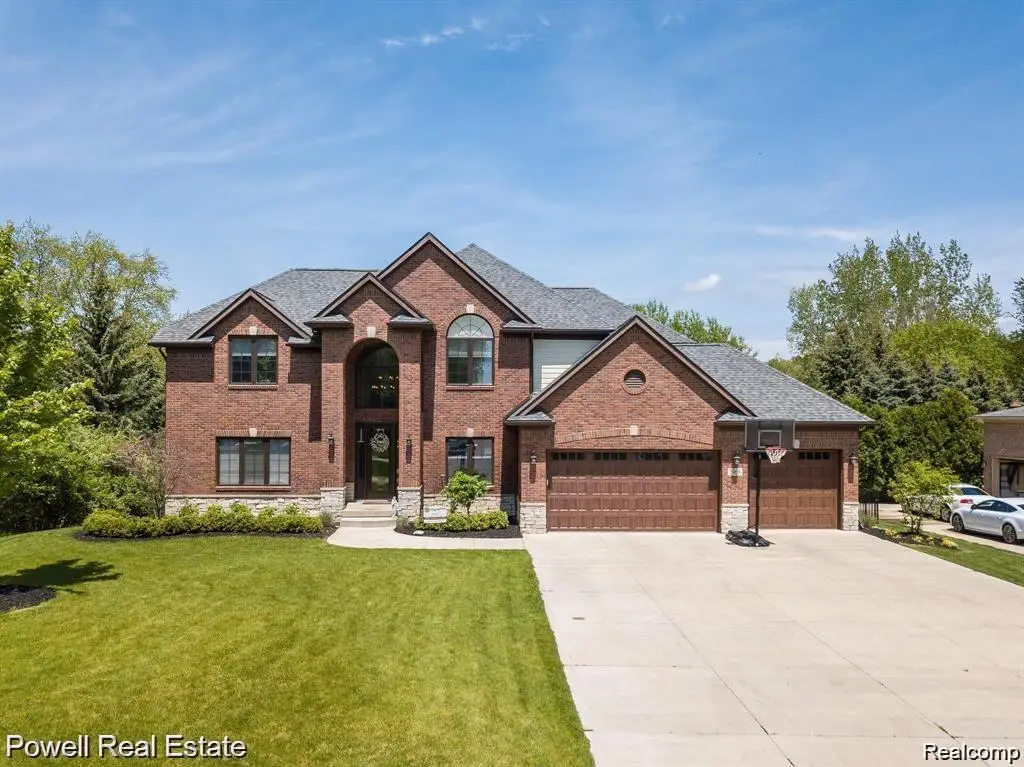1968 Maplewood Avenue, Bloomfield, MI 48302 - #1