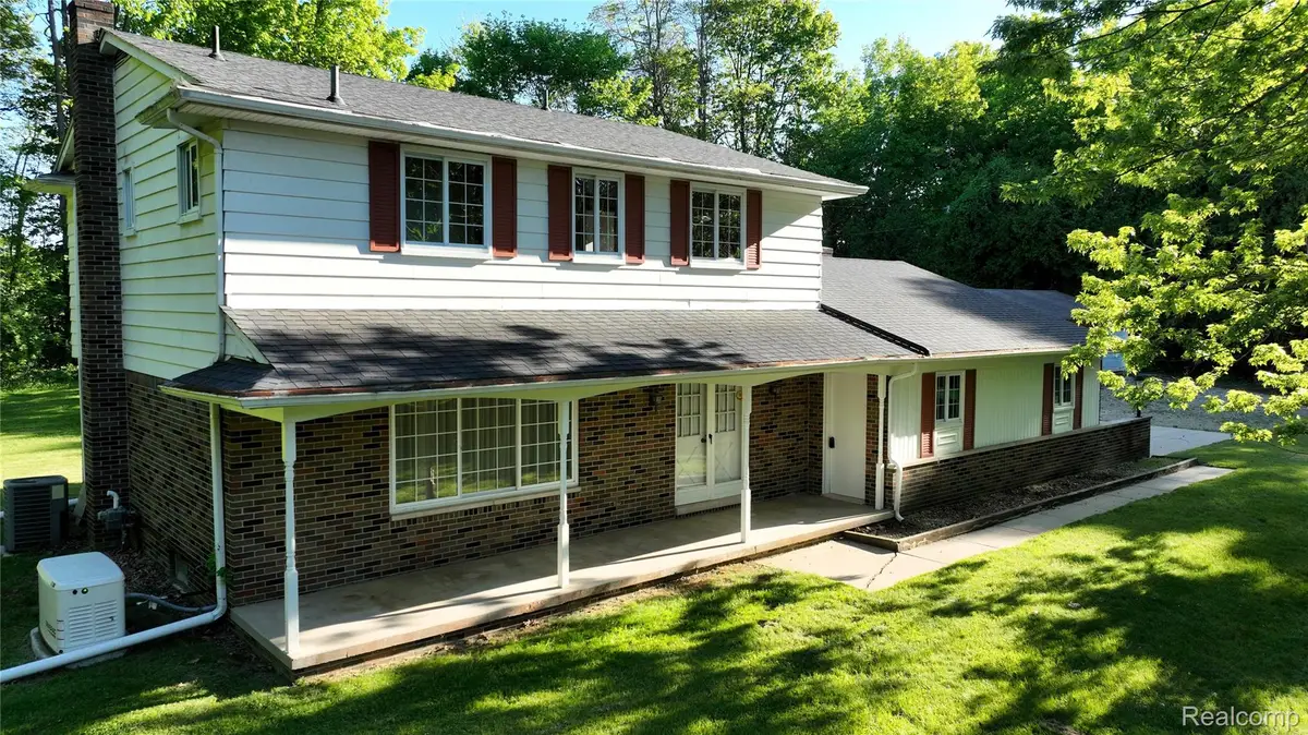 2356 Rochester Road, Leonard, MI 48367 - #1