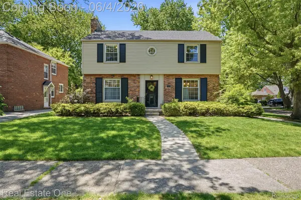 448 Allard Avenue, GrossePointe, MI 48236