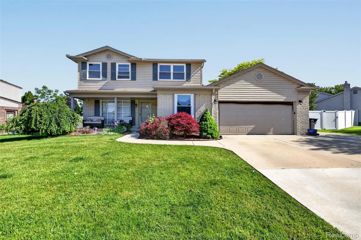 15930 Cumberland Street, Riverview, MI 48193 - #1