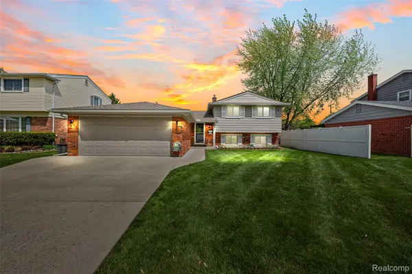 31602 Madison Avenue, MadisonHeights, MI 48071