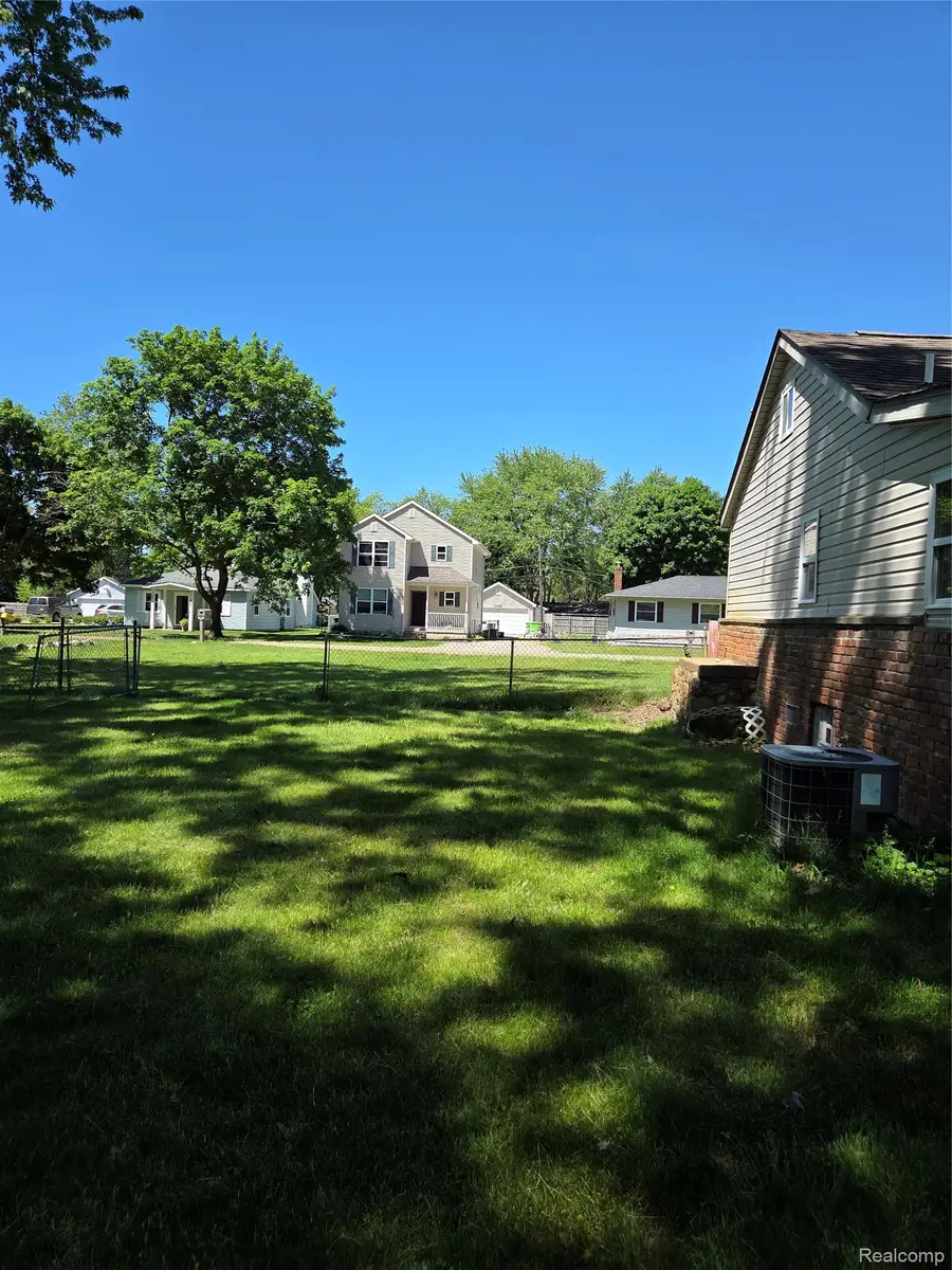 941 Burlingham Street, Oxford, MI 48371 - #3