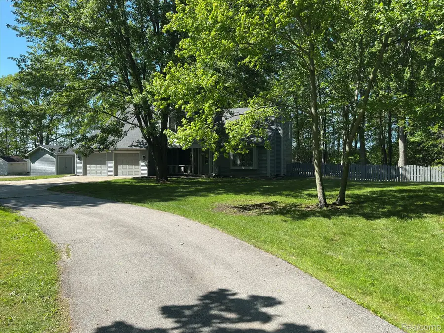 4233 State Road, Fort Gratiot, MI 48059 - #3