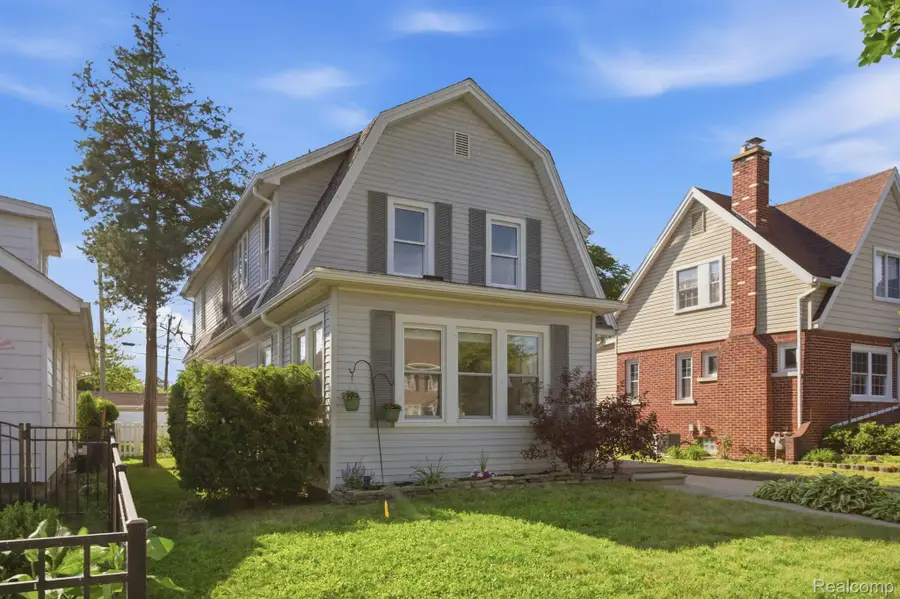 511 Godfroy Avenue, Monroe, MI 48162 - #3
