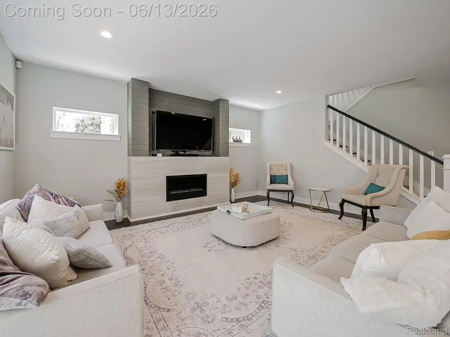 1724 Taylor Avenue, Royal Oak, MI 48067 - #2