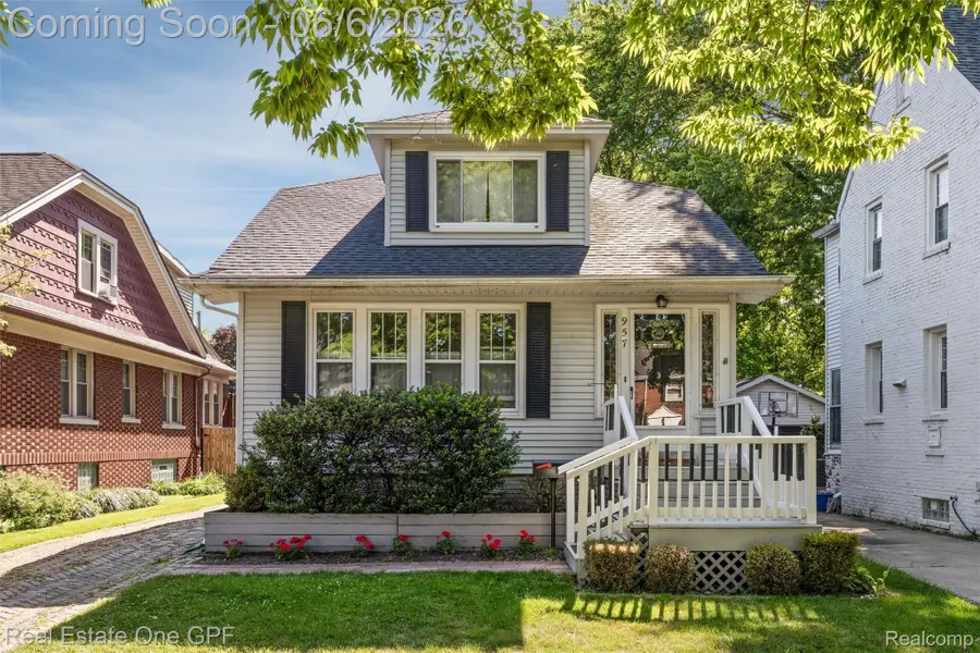 957 Fisher Road, Grosse Pointe, MI 48230 - #3