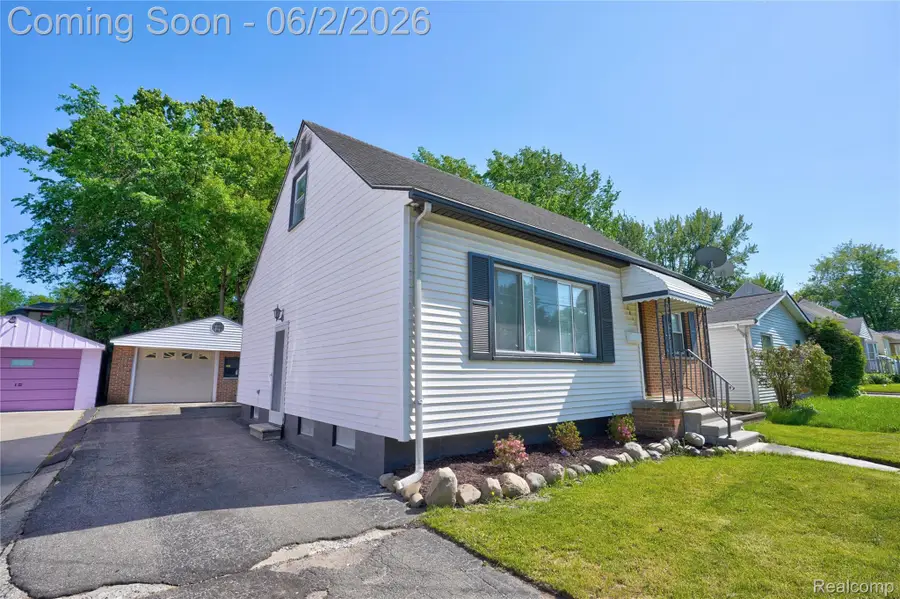 2817 Yale Street, Flint, MI 48503 - #2