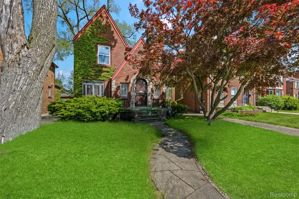 17366 Monica Street, Detroit, MI 48221
