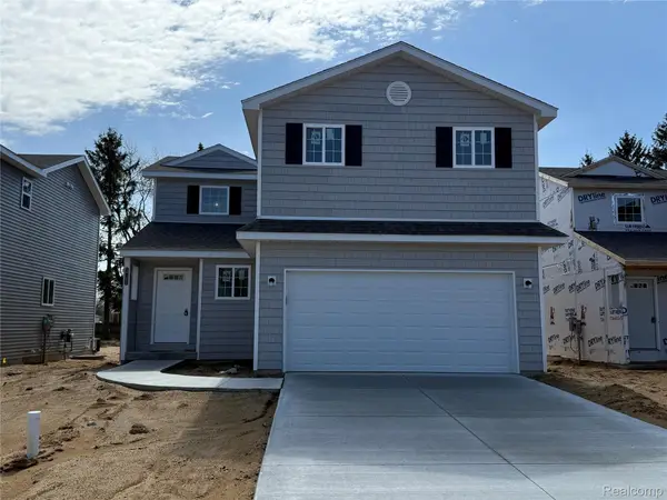5751 Copper Tree Park, Waterford, MI 48327