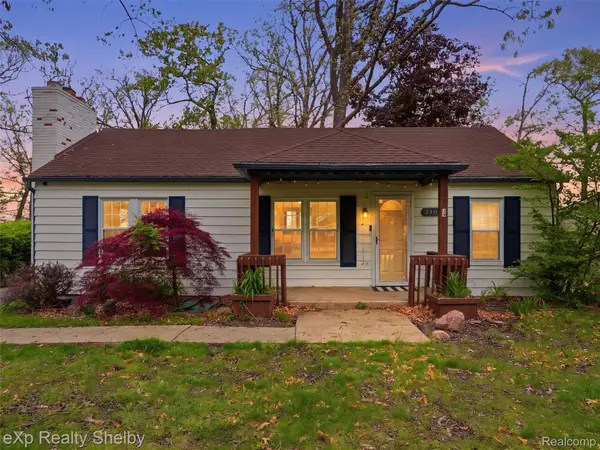 2101 Knollwood Street, AuburnHills, MI 48326