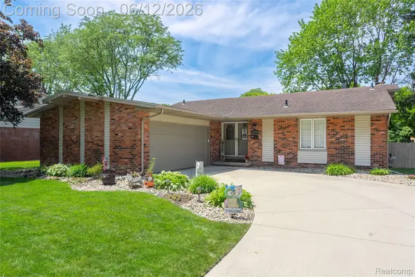 18481 Westbrook Drive, Livonia, MI 48152