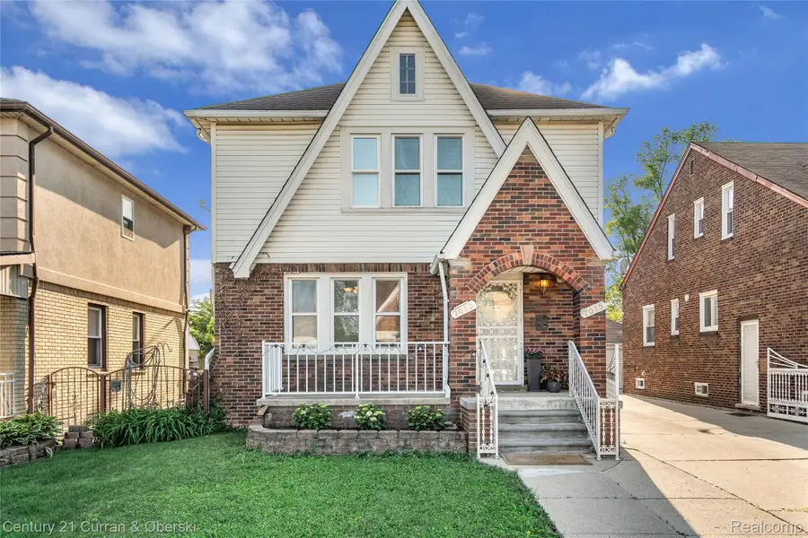 7013 Payne Avenue, Dearborn, MI 48126 - #2