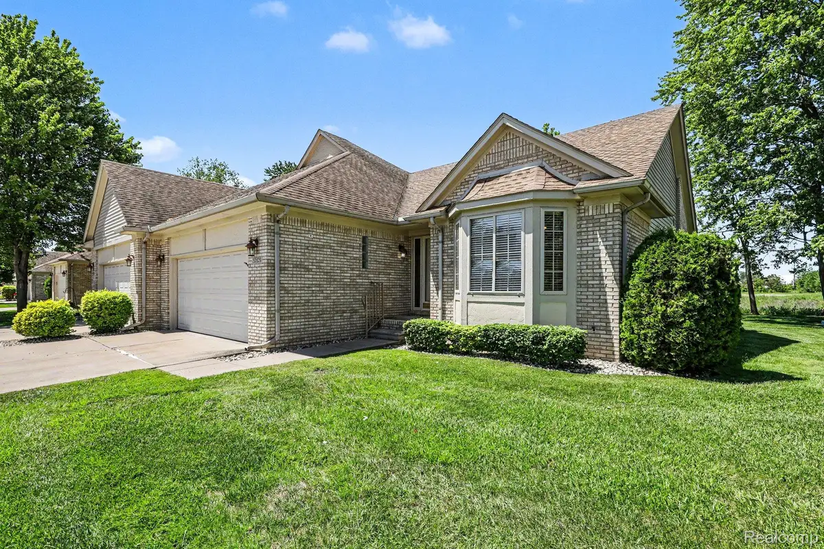 50829 Raintree Circle #70, Chesterfield, MI 48047 - #1