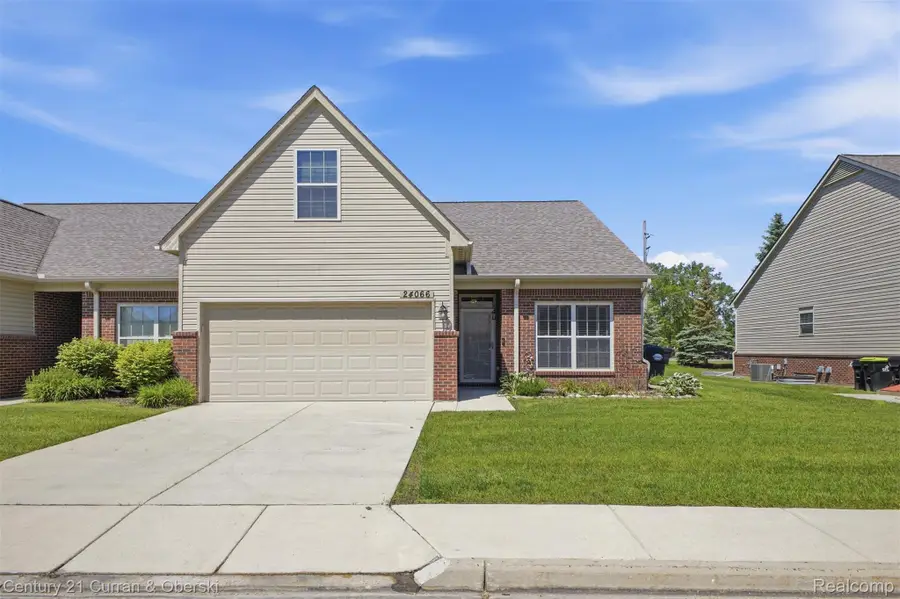 24066 Hemlock Drive, Woodhaven, MI 48134 - #2