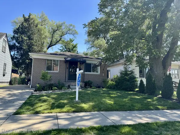 311 W Brockton Avenue, MadisonHeights, MI 48071