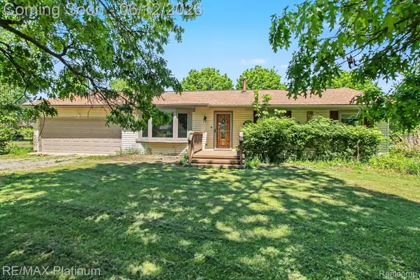 2647 Curdy Road, Howell, MI 48855