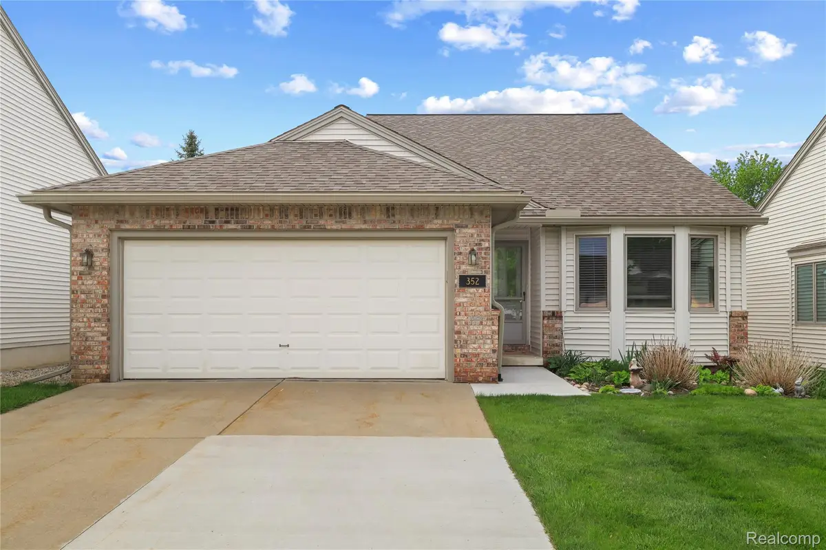 352 Cottonwood Lane #82, Saline, MI 48176 - #1