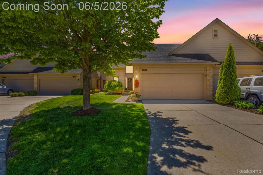 16748 Shale Court #27, Macomb, MI 48042 - #2