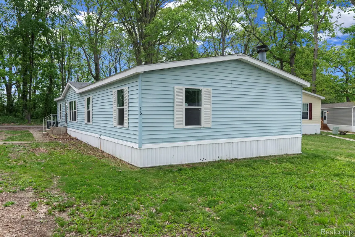 16 Canary Hill Drive, Orion, MI 48359 - #1