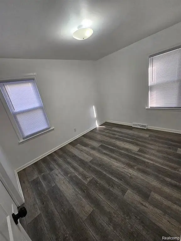 12760 Sarsfield Avenue, Warren, MI 48089 - #3