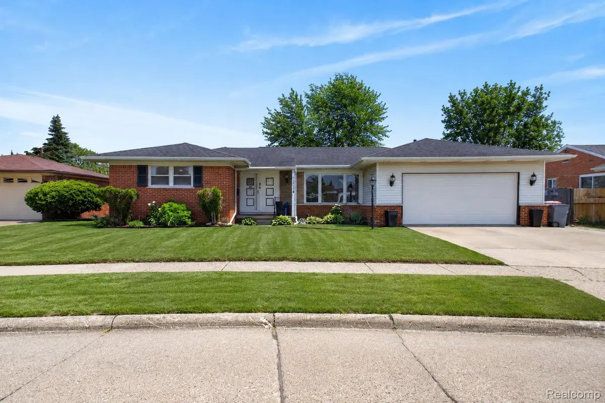 31822 Slumber Lane, Fraser, MI 48026 - #1