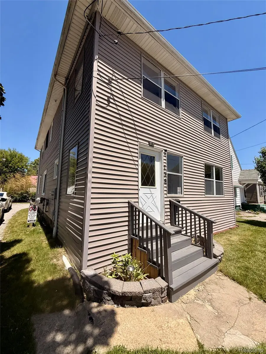 738 W Atherton Road, Flint, MI 48507 - #3