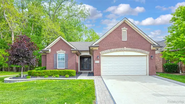 30278 Bradmore Road, Warren, MI 48092