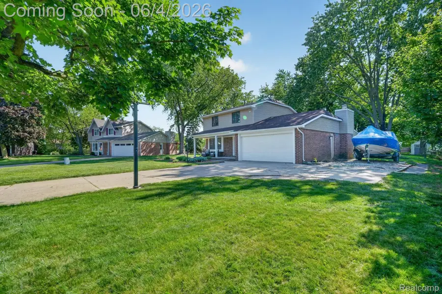 5469 Pheasant Run Road, Clarkston, MI 48346 - #2