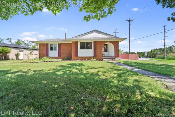 18181 Winwood Court, Brownstown, MI 48193
