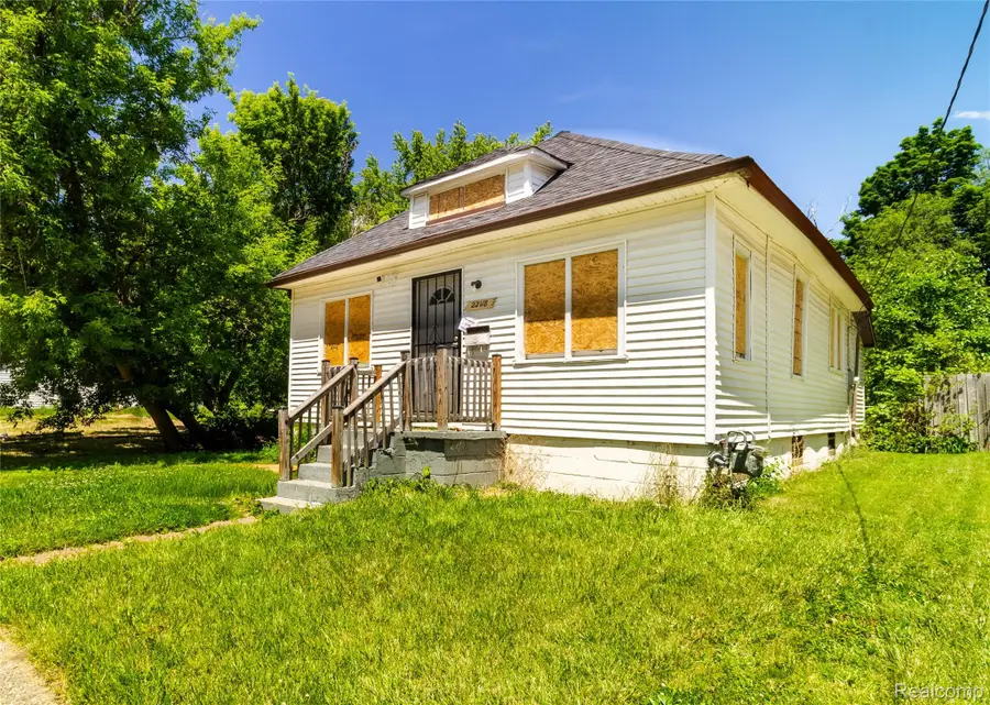 22118 Ulster Street, Detroit, MI 48219 - #3