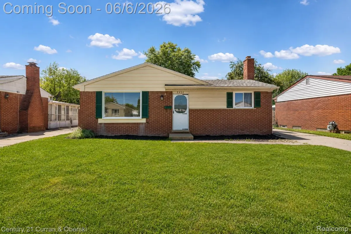 9426 Chamberlain Street, Romulus, MI 48174 - #1
