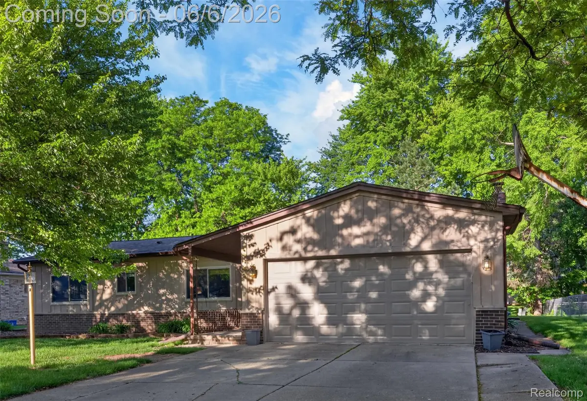 40142 Pallazo Drive, Clinton, MI 48038 - #1