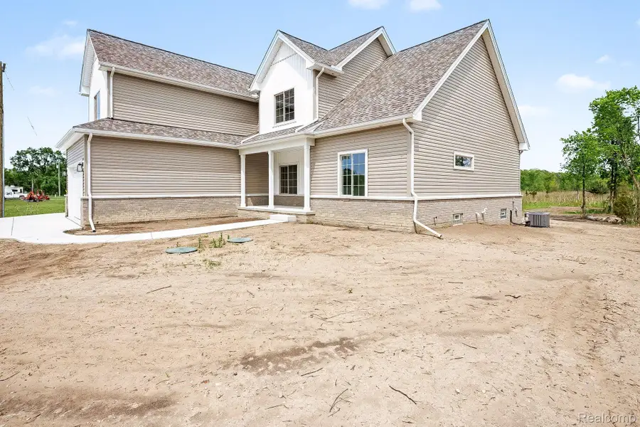 57560 Omo Road, Ray, MI 48096 - #3