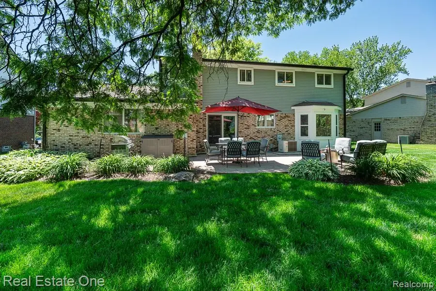 3182 Baypoint Drive, Rochester Hills, MI 48309 - #2