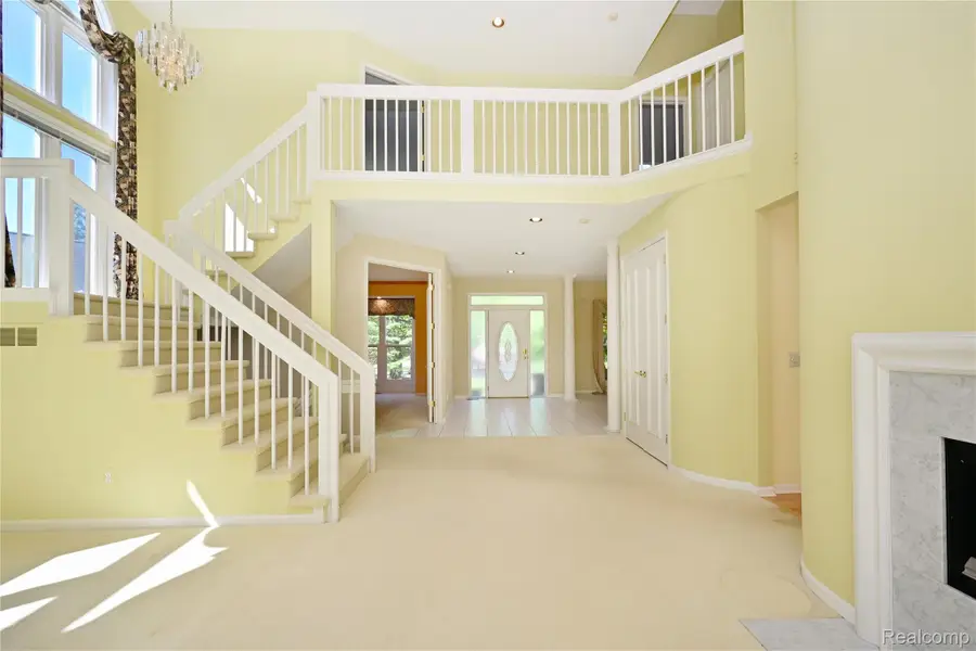 2749 Nicole Court, West Bloomfield, MI 48324 - #3