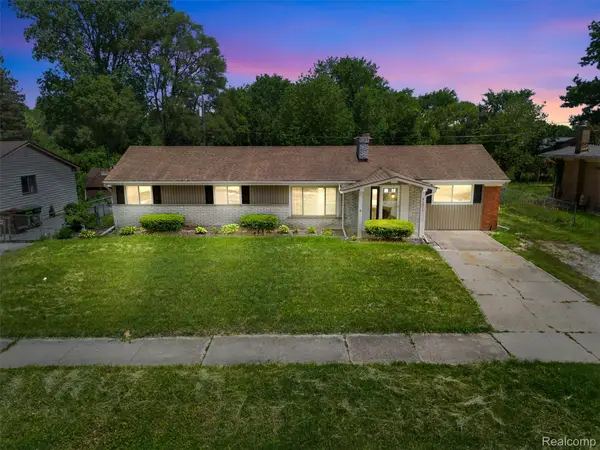 51056 Fairlane Drive, Utica, MI 48316