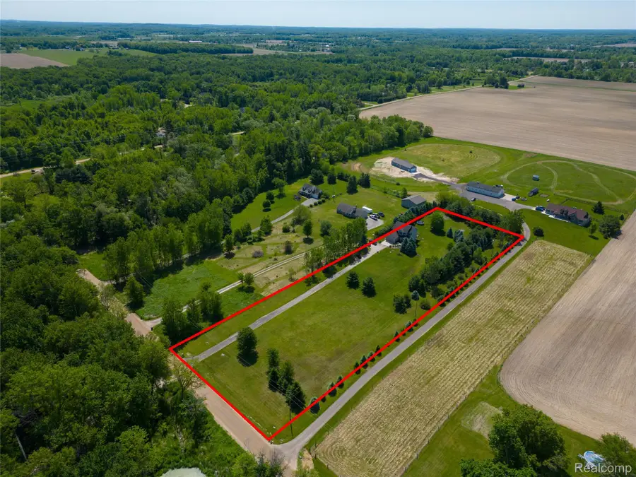 9191 Judd Road, Fowlerville, MI 48836 - #3