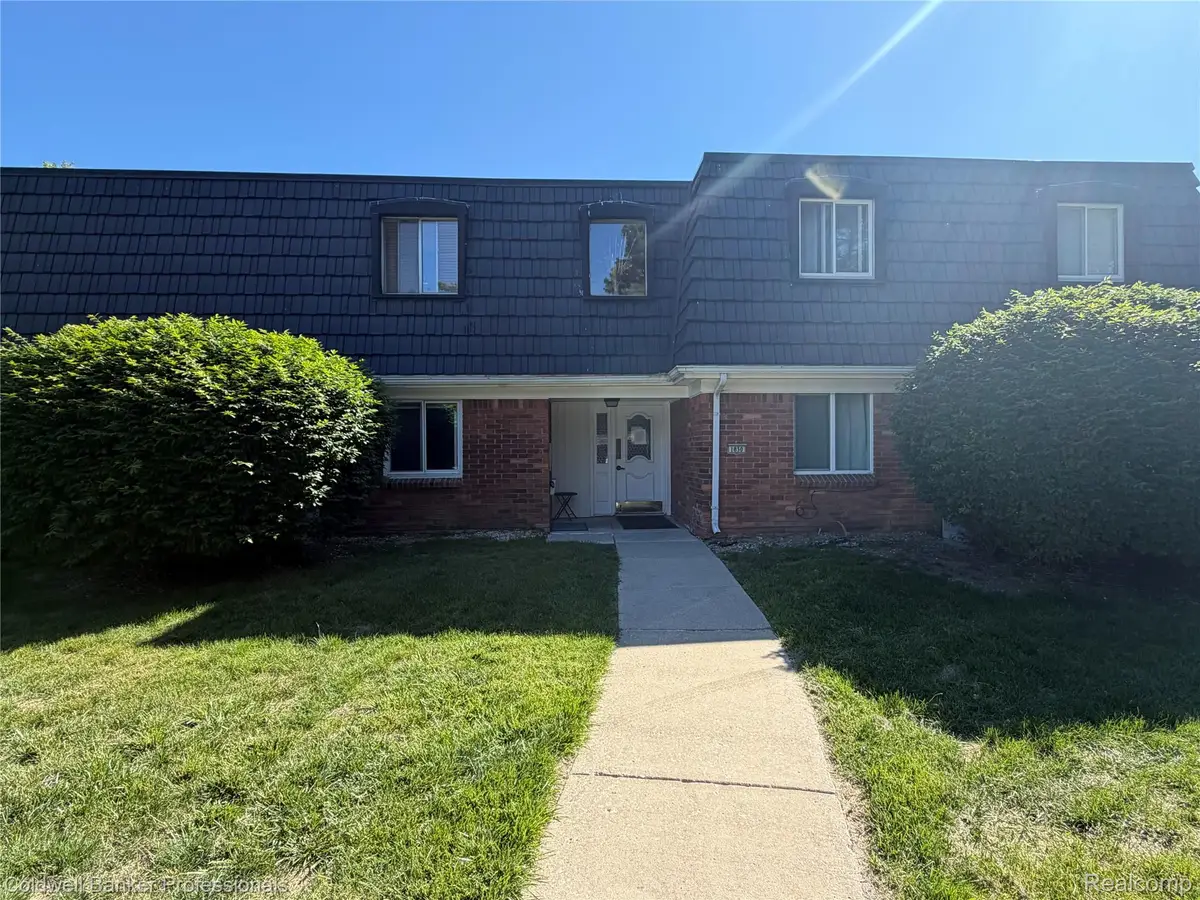 1830 Colonial Village Way #1, Waterford, MI 48328 - #1