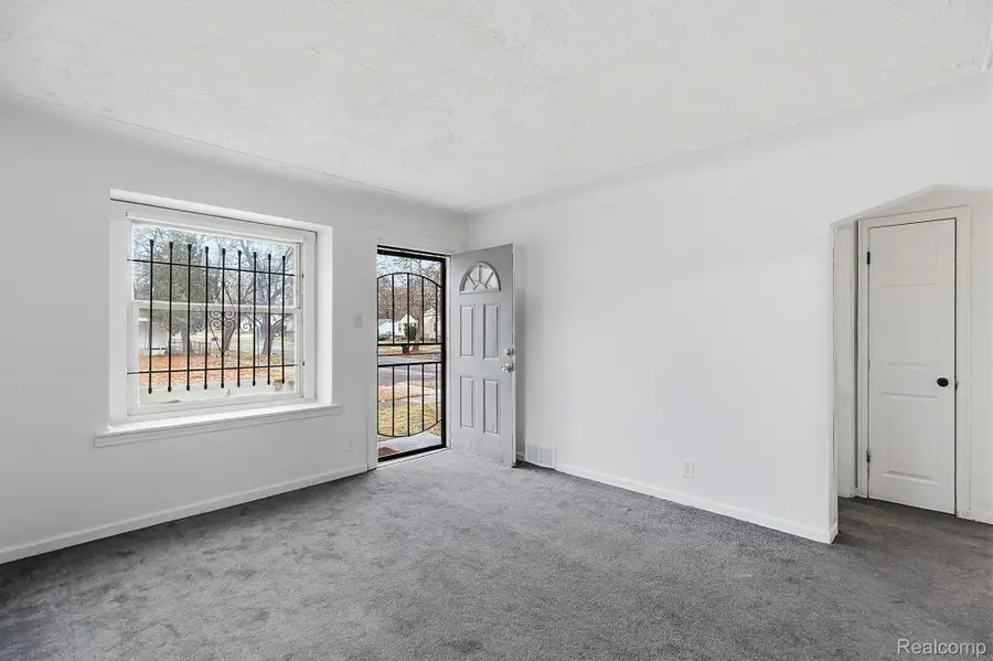 19816 Harlow Street, Detroit, MI 48235 - #2