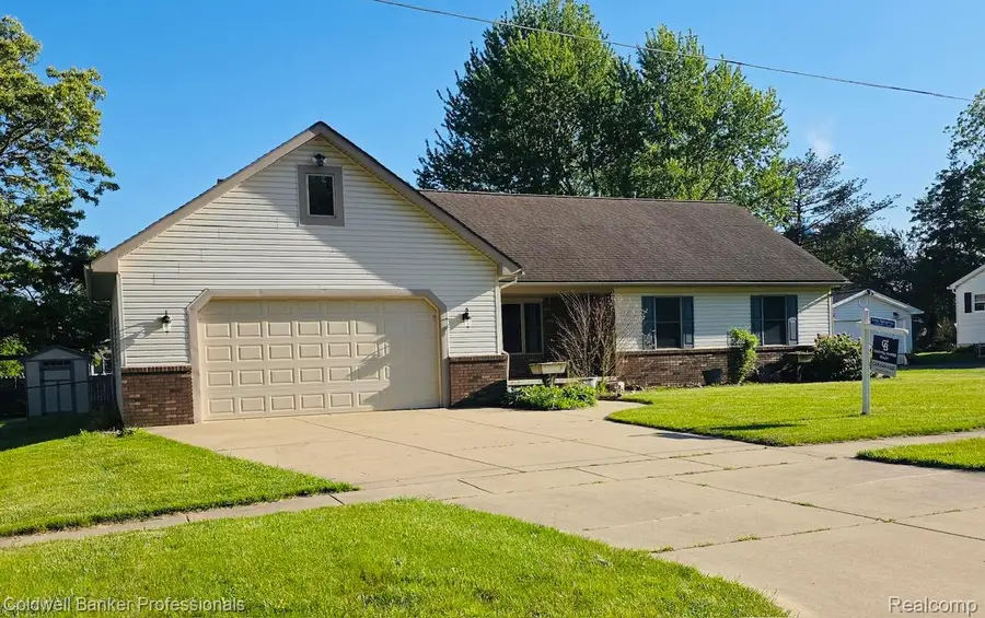 412 Rosette Street, Holly, MI 48442 - #2