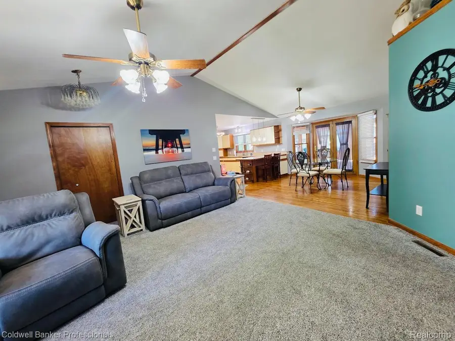 412 Rosette Street, Holly, MI 48442 - #3