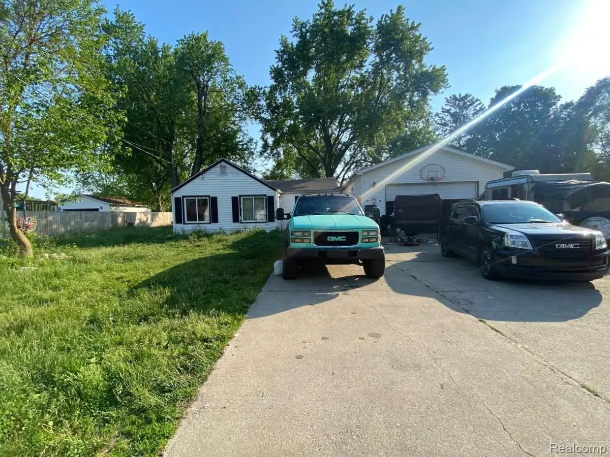 5632 Hughes Road, Lansing, MI 48911 - #1