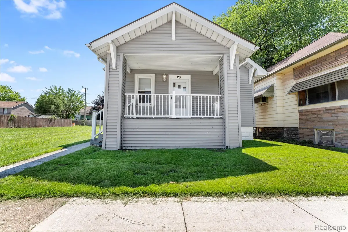 23 W Broadway Street, Ecorse, MI 48229 - #1